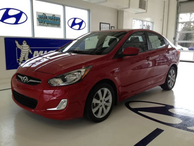 2013 Hyundai Accent  GLS