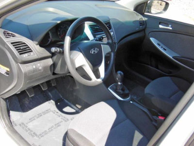 2013 Hyundai Accent