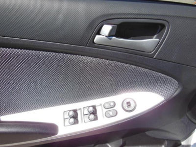 2013 Hyundai Accent