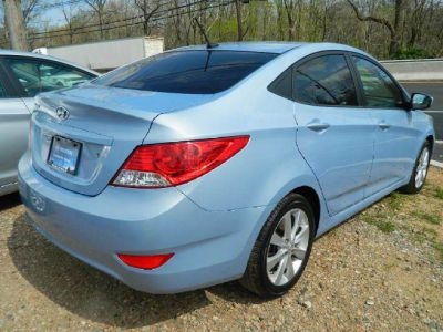 2012 Hyundai Accent  GLS