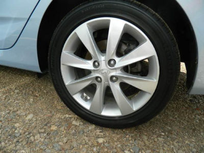 2012 Hyundai Accent  GLS