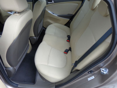 2012 Hyundai Accent  GLS