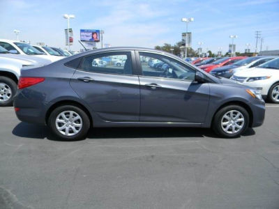 2013 Hyundai Accent GLS