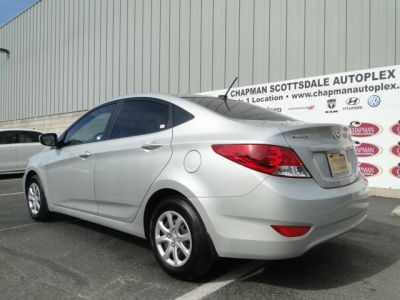 2013 Hyundai Accent  GLS
