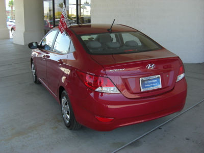 2012 Hyundai Accent  GLS