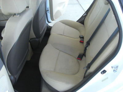 2012 Hyundai Accent  GLS