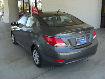 2012 Hyundai Accent GLS