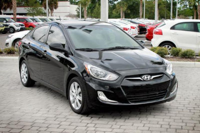 2012 Hyundai Accent  GLS