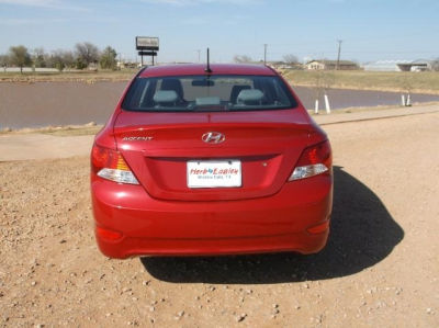 2012 Hyundai Accent  GLS