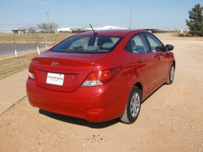 2012 Hyundai Accent  GLS