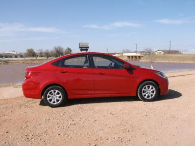 2012 Hyundai Accent  GLS