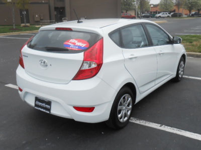 2012 Hyundai Accent
