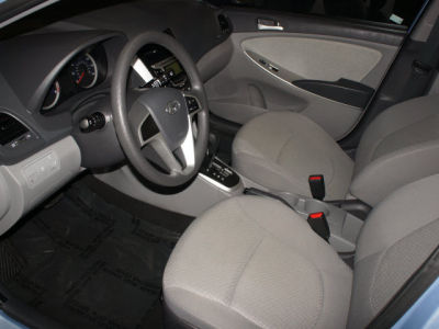 2012 Hyundai Accent GS