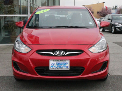 2012 Hyundai Accent GLS