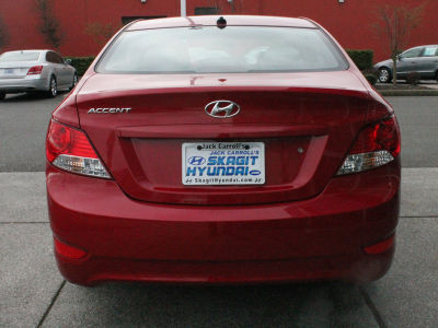 2012 Hyundai Accent GLS