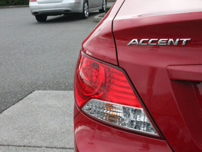 2012 Hyundai Accent GLS