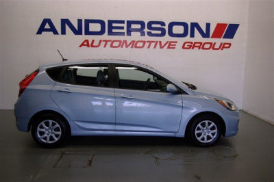 2012 Hyundai Accent  GS