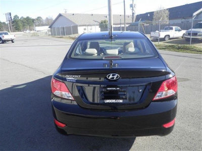 2012 Hyundai Accent  GLS