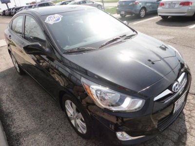 2012 Hyundai Accent  GLS
