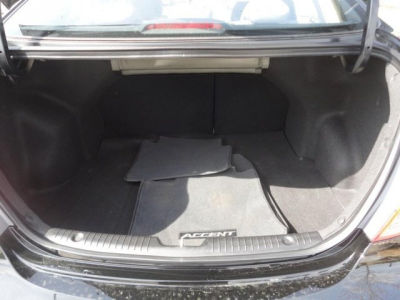 2012 Hyundai Accent  GLS