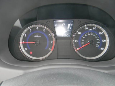 2012 Hyundai Accent  SE