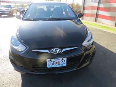 2012 Hyundai Accent  GLS