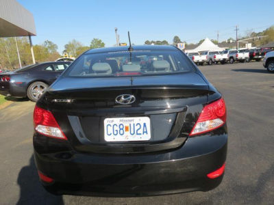 2012 Hyundai Accent  GLS