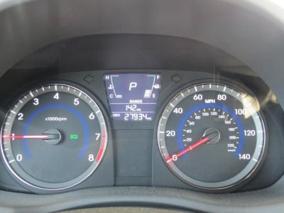 2012 Hyundai Accent  GLS