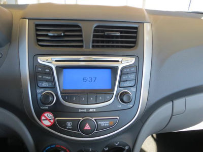 2012 Hyundai Accent  GLS