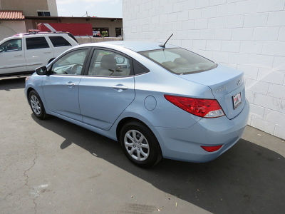 2012 Hyundai Accent  GLS