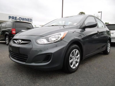 2012 Hyundai Accent  GLS