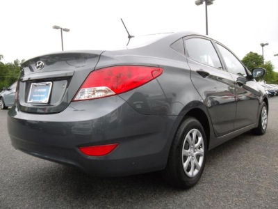 2012 Hyundai Accent  GLS