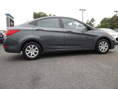 2012 Hyundai Accent  GLS