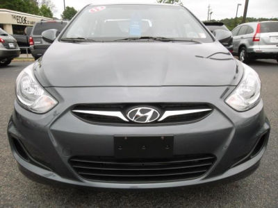 2012 Hyundai Accent  GLS