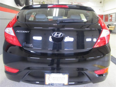2012 Hyundai Accent  GS