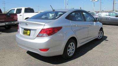 2012 Hyundai Accent  GLS