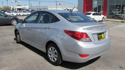 2012 Hyundai Accent  GLS
