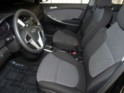 2013 Hyundai Accent  GS