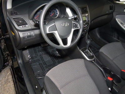 2013 Hyundai Accent  GS