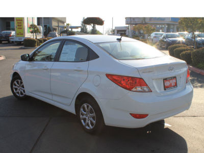 2013 Hyundai Accent  GLS
