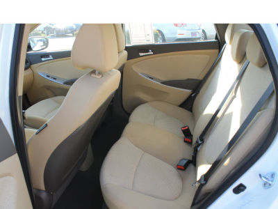 2013 Hyundai Accent  GLS