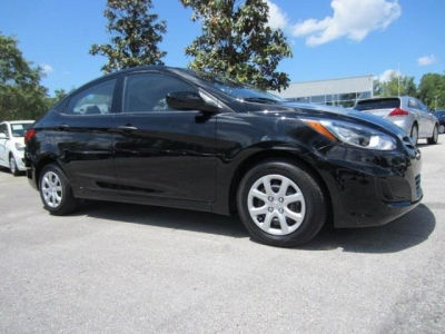 2012 Hyundai Accent  GLS