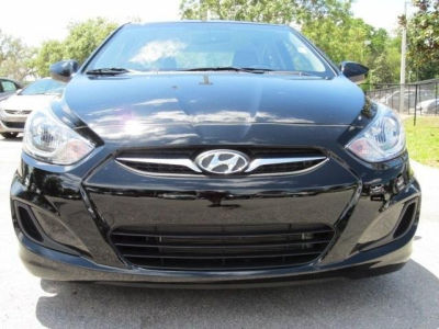 2012 Hyundai Accent  GLS