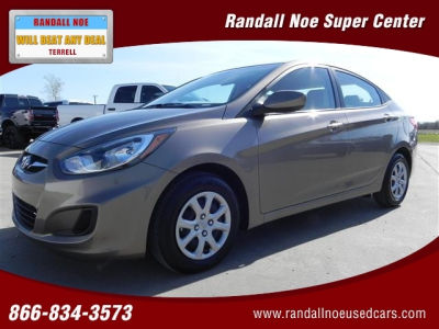 2012 Hyundai Accent  GLS