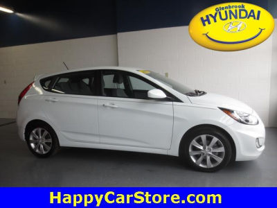 2012 Hyundai Accent  SE