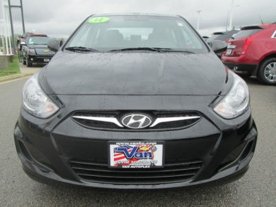 2012 Hyundai Accent GLS