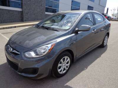 2013 Hyundai Accent  GLS