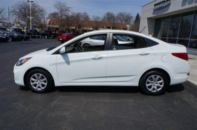 2012 Hyundai Accent  GLS
