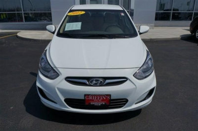 2012 Hyundai Accent  GLS