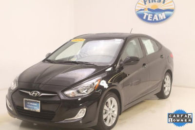 2012 Hyundai Accent  GLS